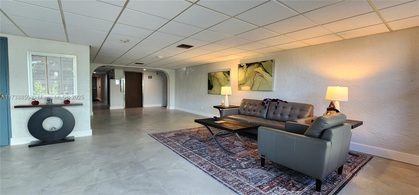 RIVER MANOR CONDO - Residential