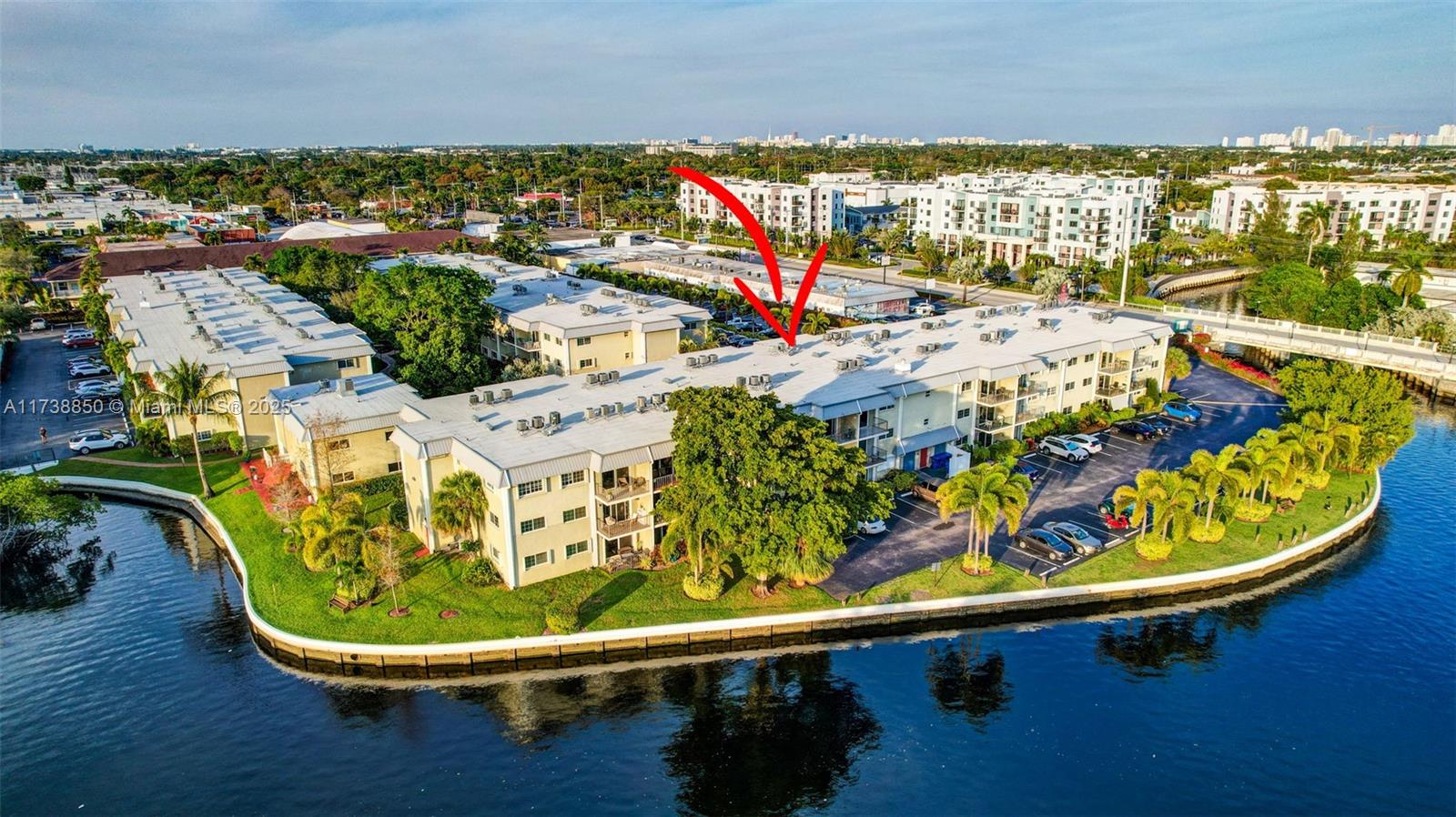 RIVER MANOR CONDO - Residential