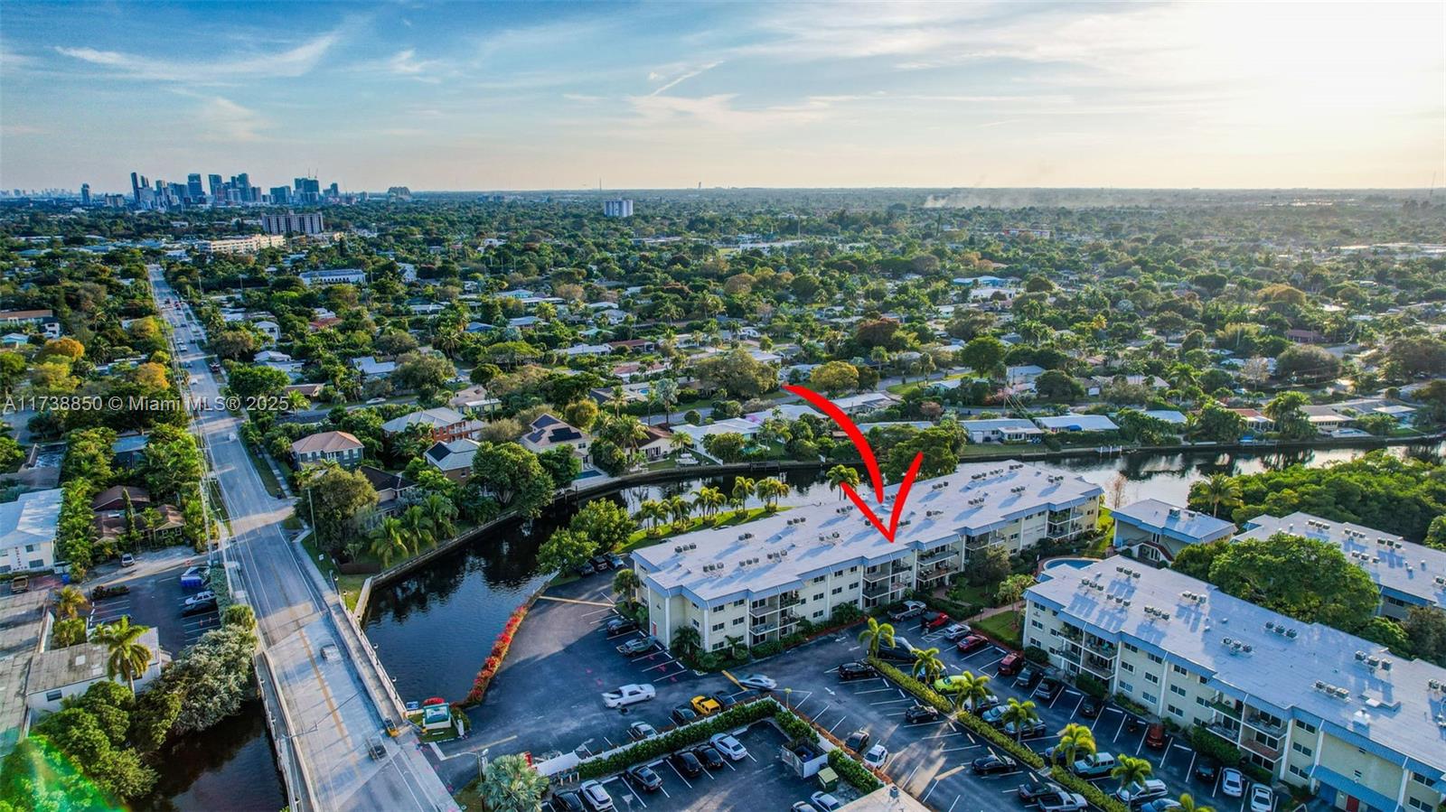 RIVER MANOR CONDO - Residential