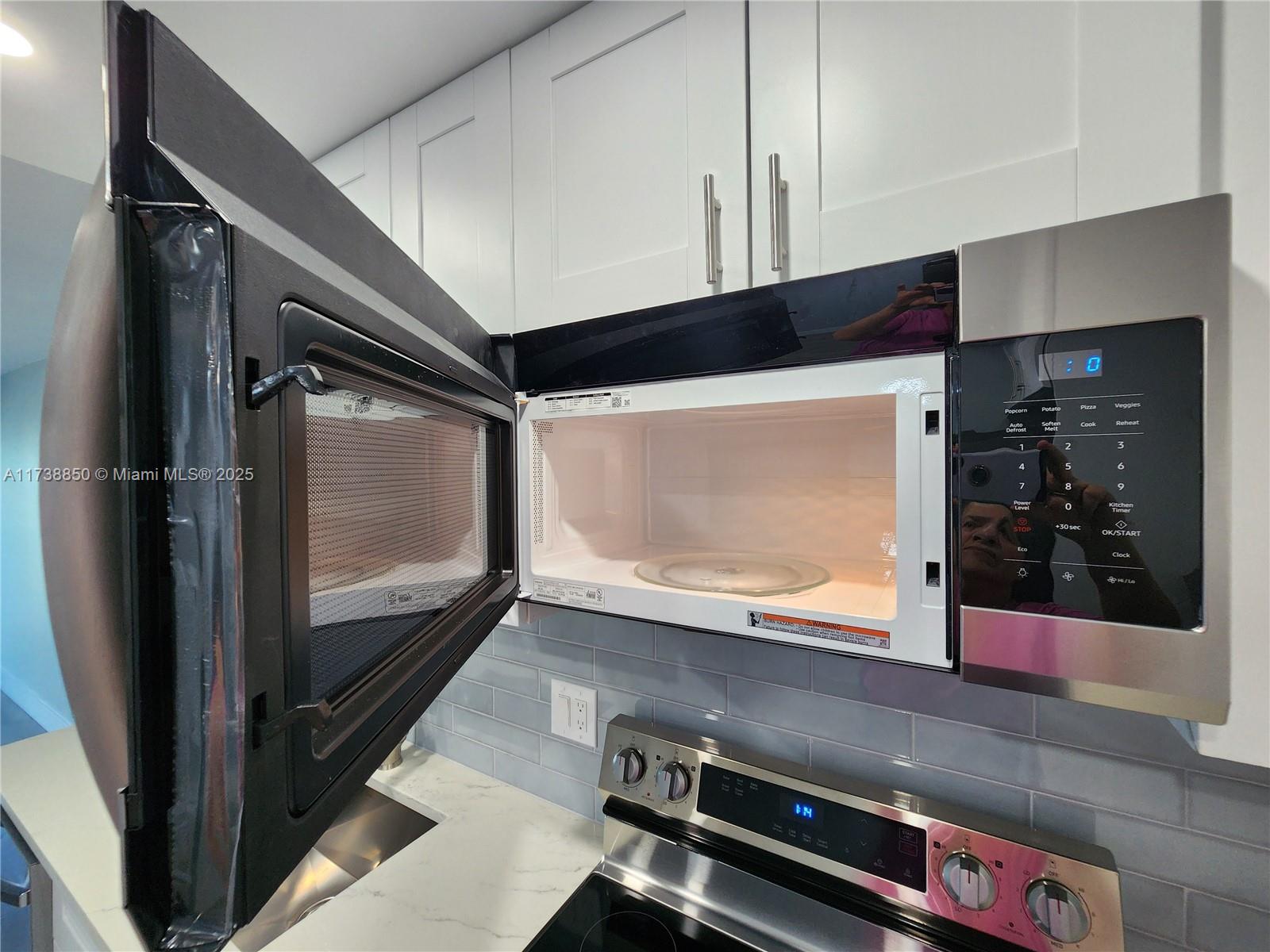 RIVER MANOR CONDO - Residential