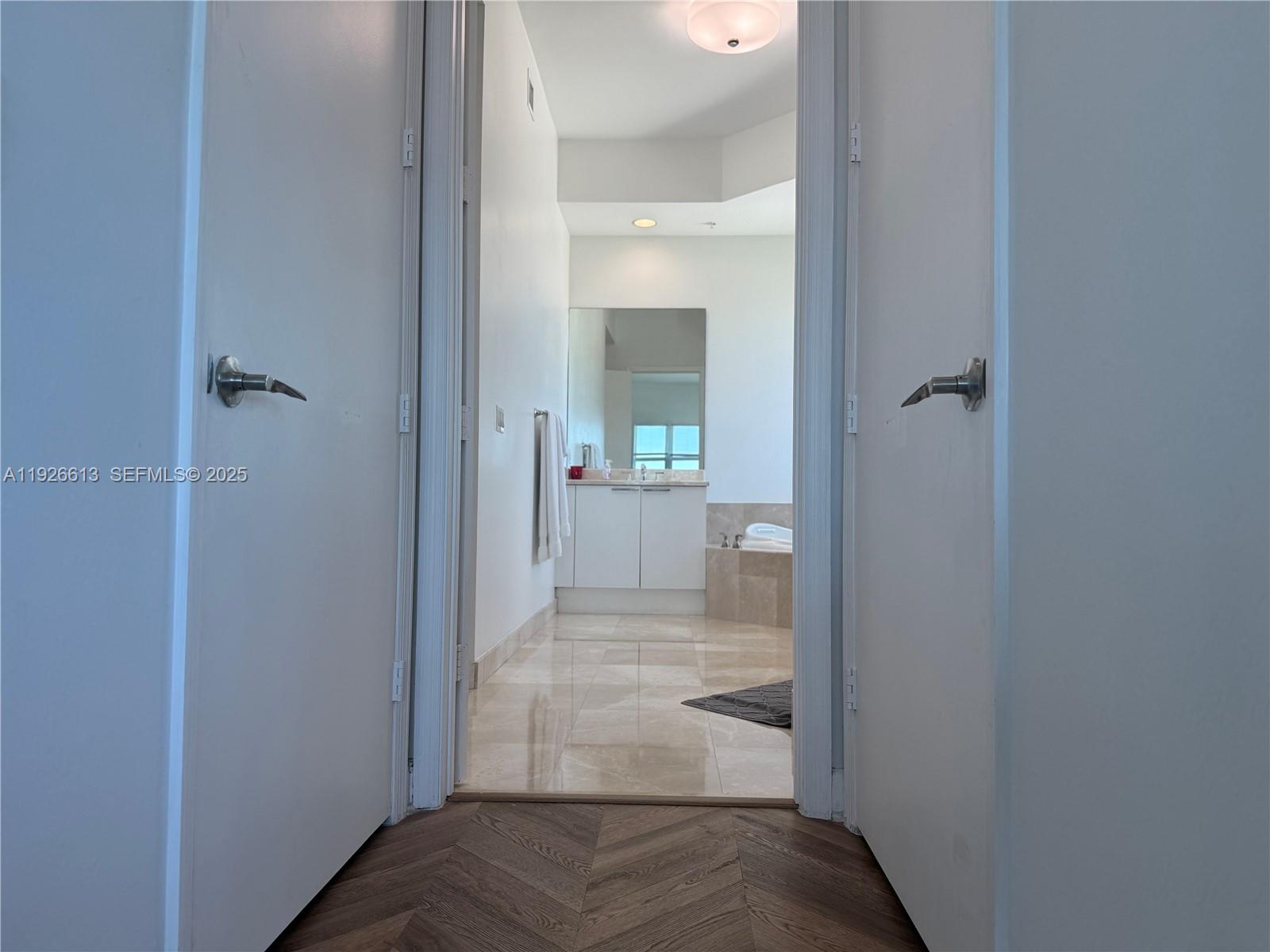 THE OAKS I CONDO - Residential