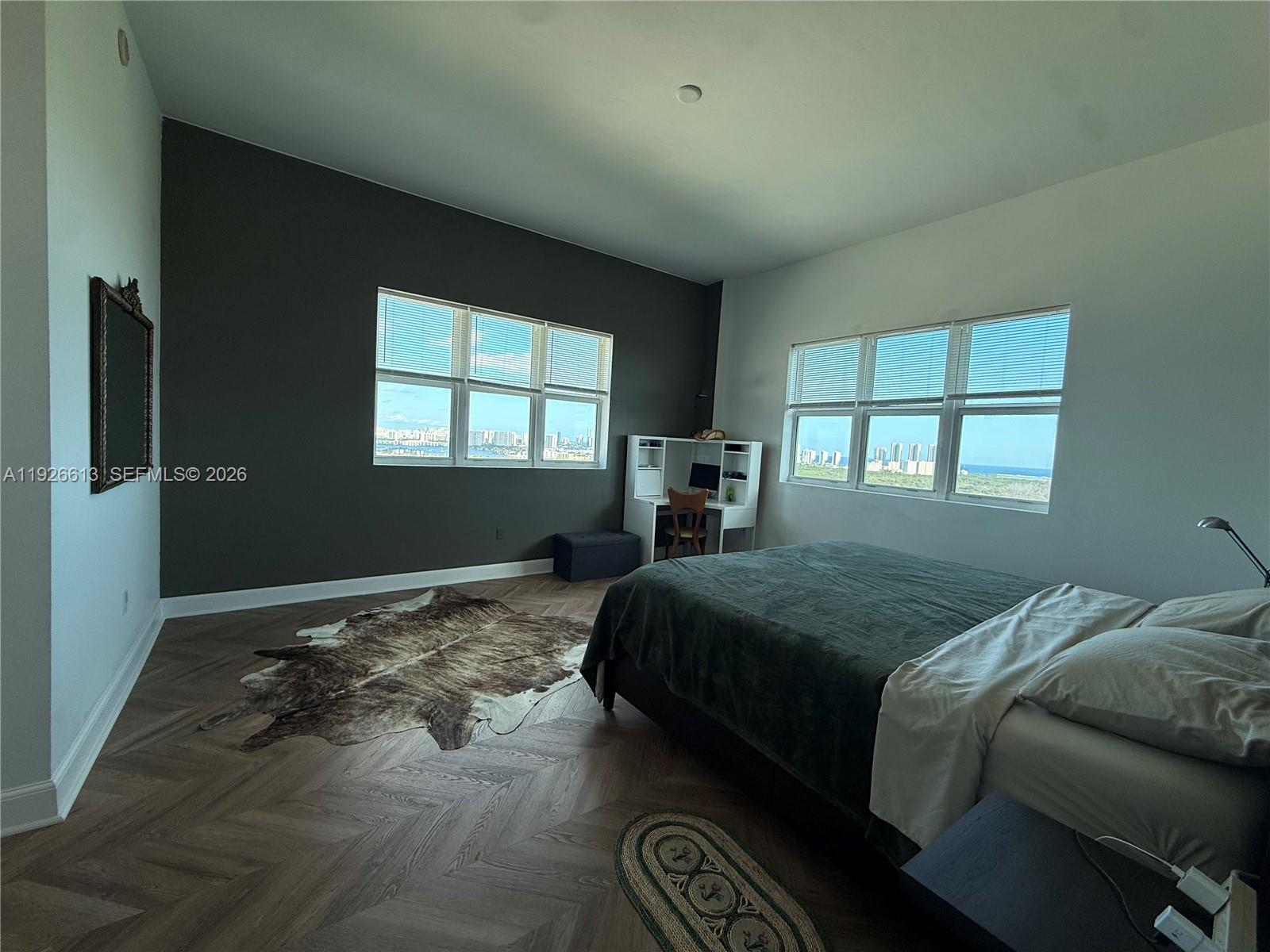 THE OAKS I CONDO - Residential