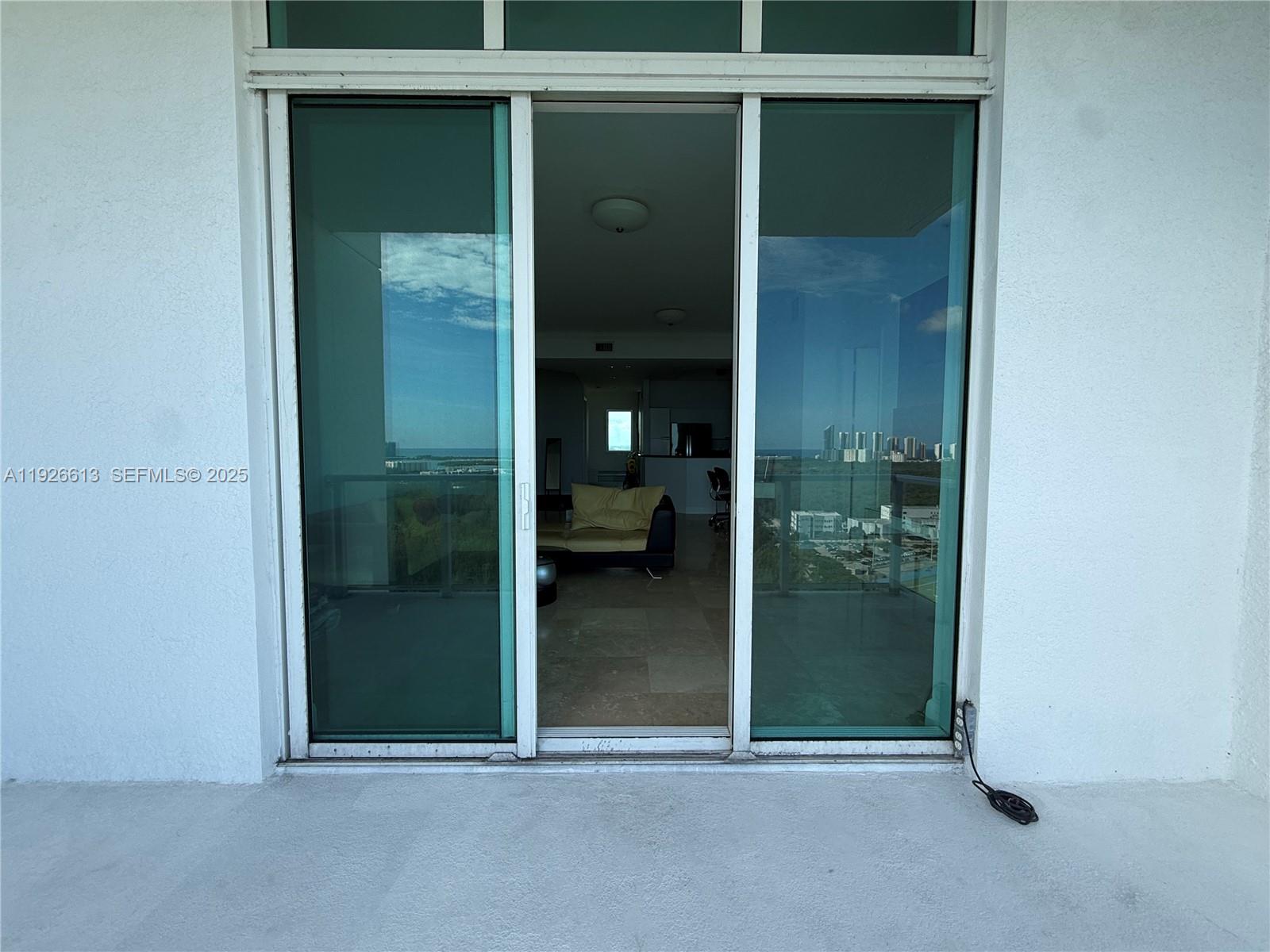 THE OAKS I CONDO - Residential