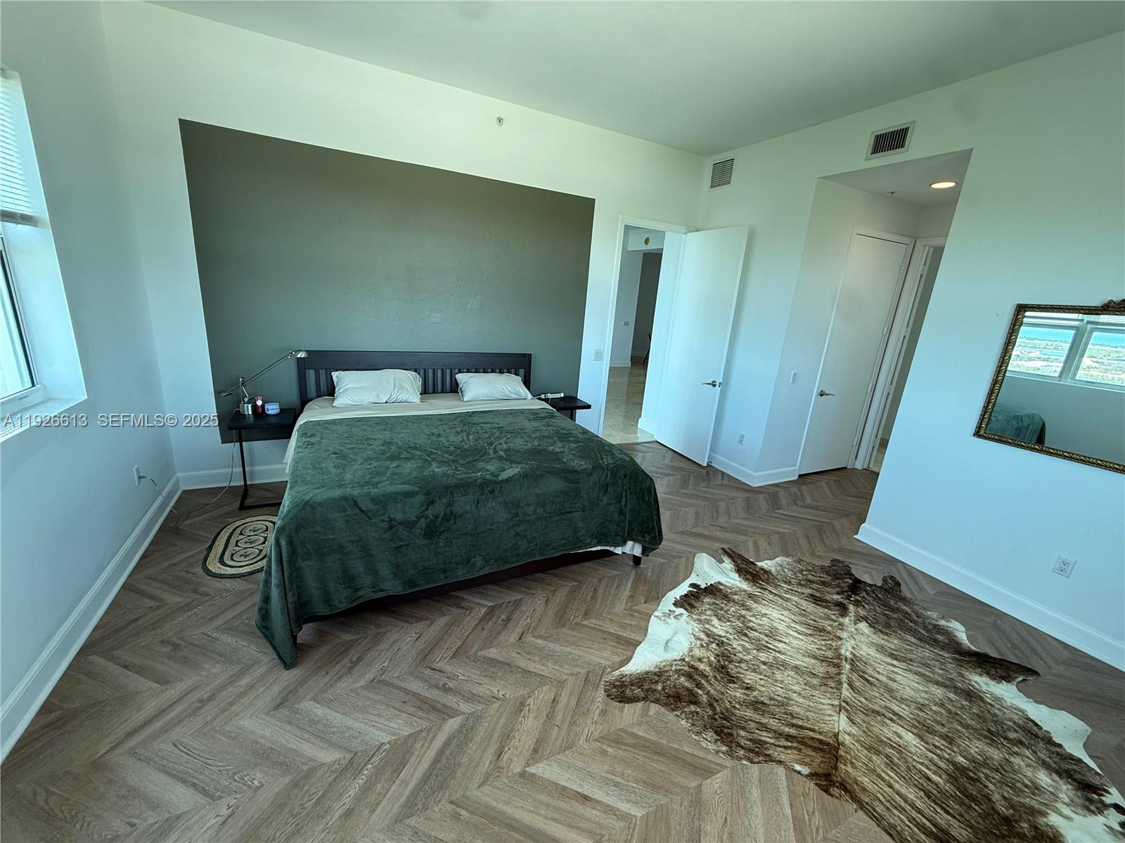 THE OAKS I CONDO - Residential