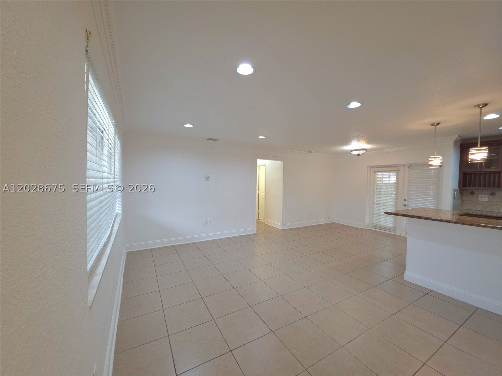 8420 NW 10th St