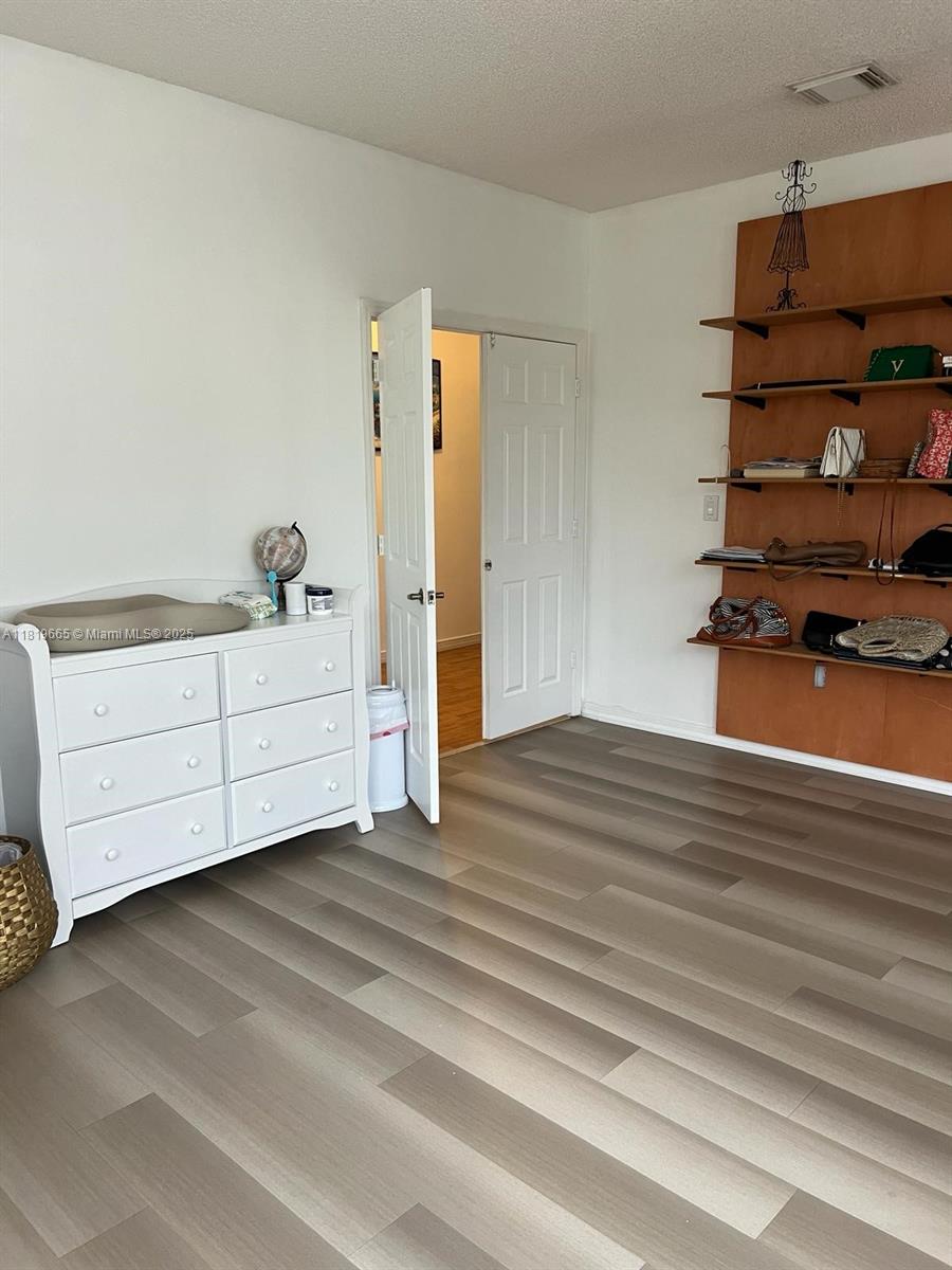 WEST LAKE VILLAGE PLAT - Residential
