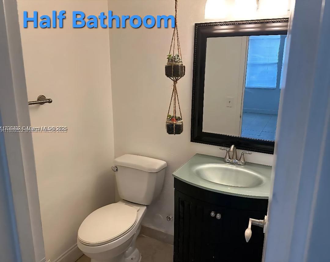 BAYVIEW PALMS CONDO - Residential