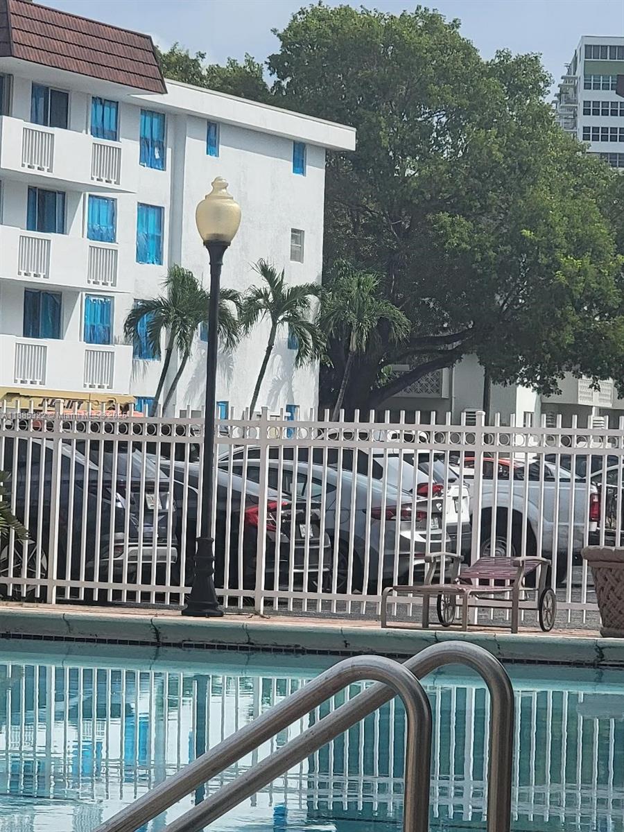 BAYVIEW PALMS CONDO - Residential
