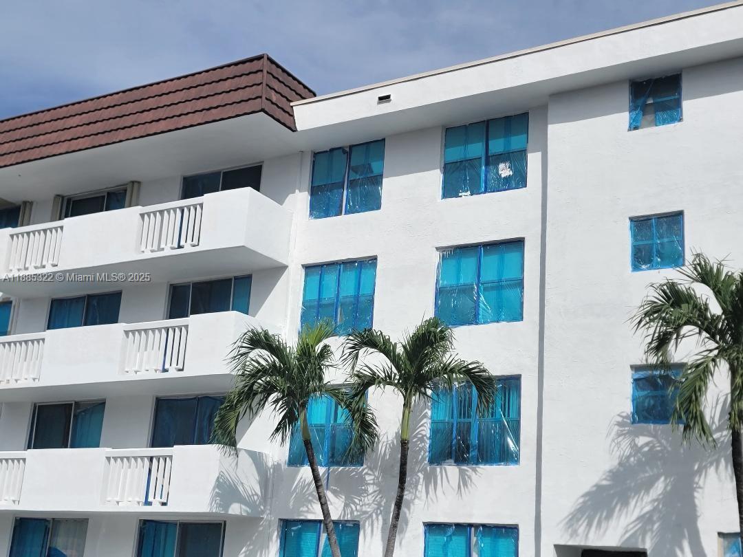 BAYVIEW PALMS CONDO - Residential