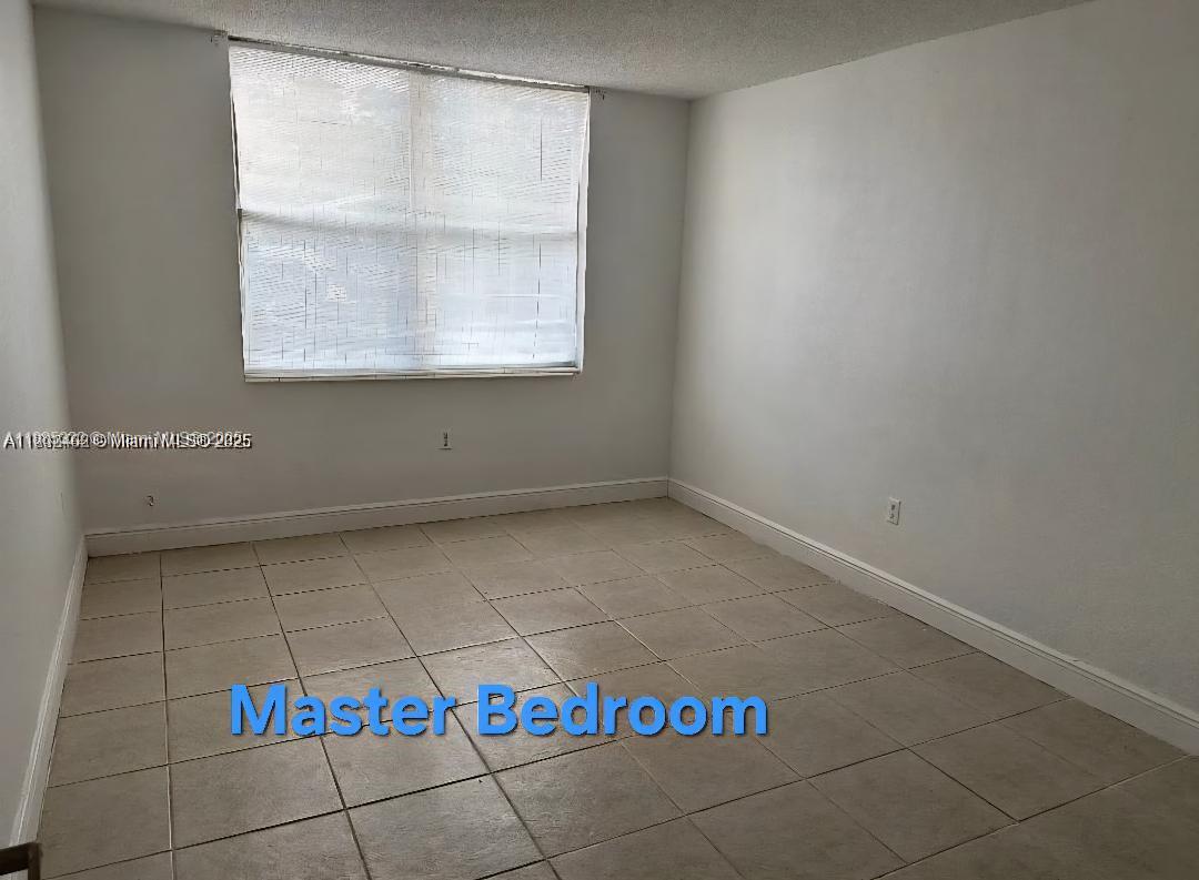 BAYVIEW PALMS CONDO - Residential