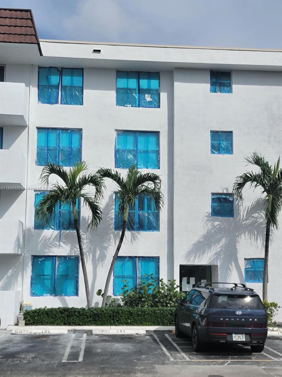 BAYVIEW PALMS CONDO - Residential