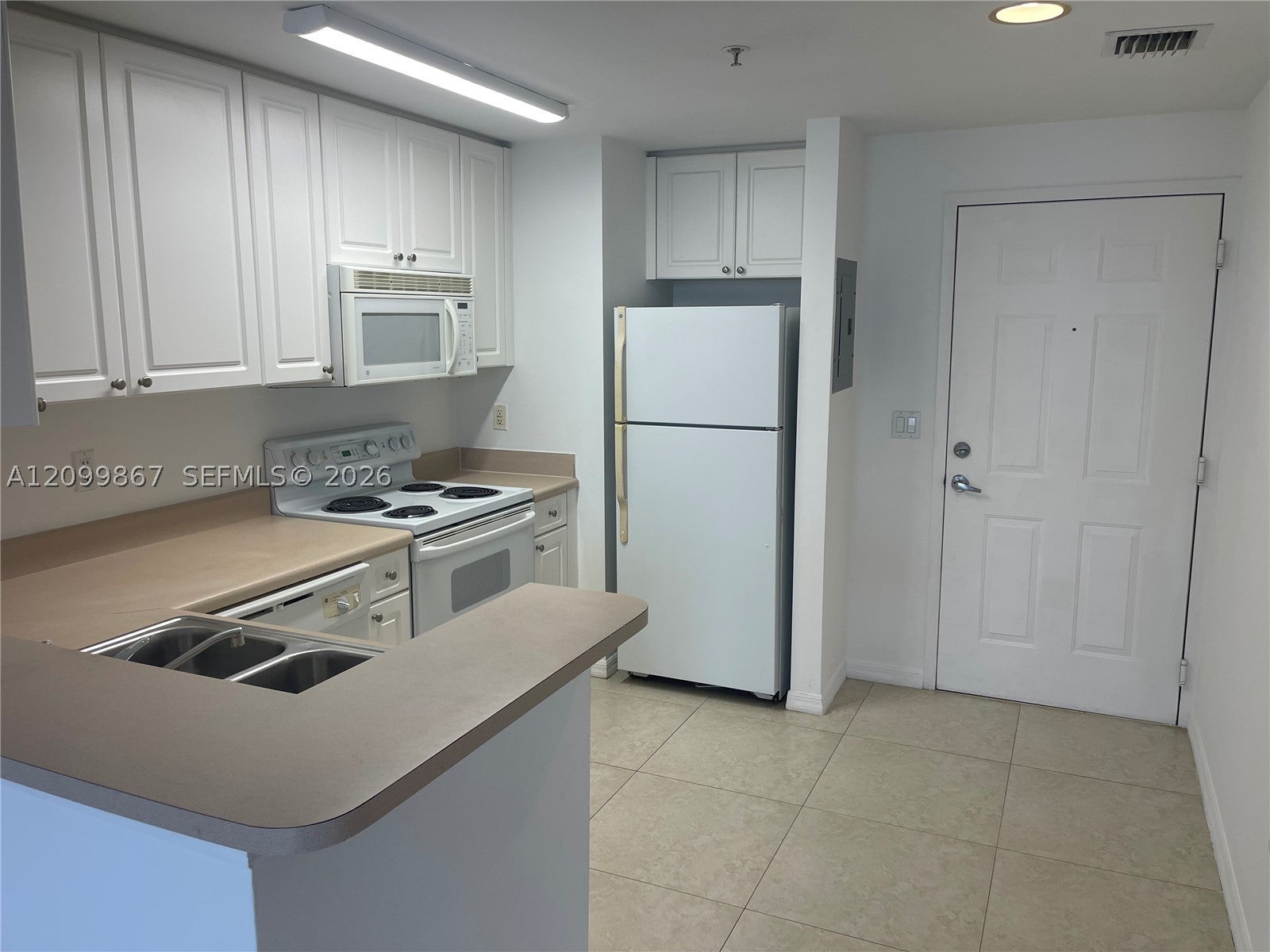 View photos, virtual tours, details... 255 Evernia St 616