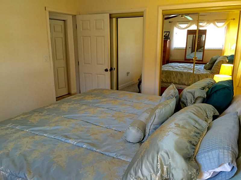 20 52 42 STANLEY MANORS - Residential