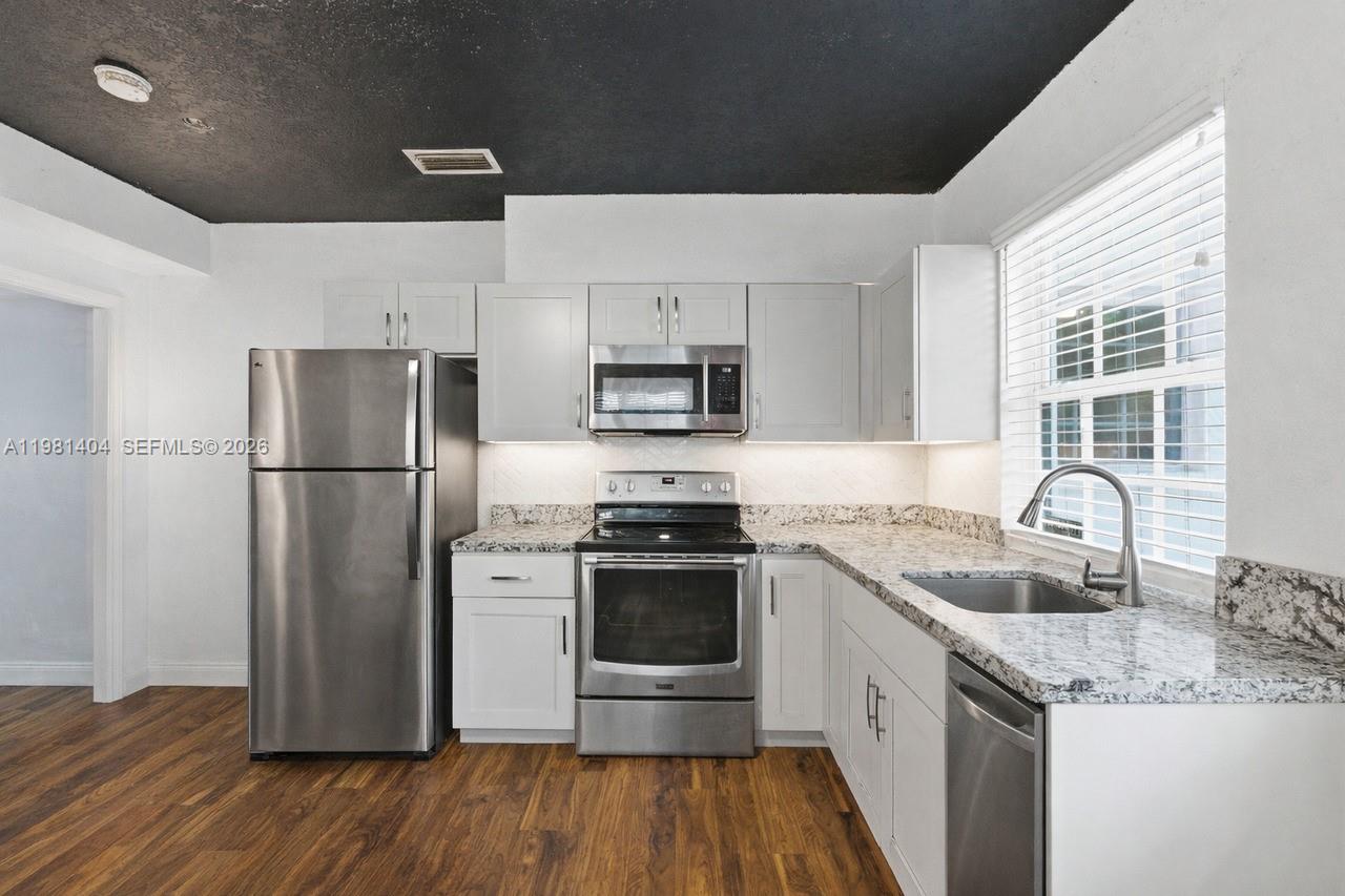 KENDAL PINES - Residential