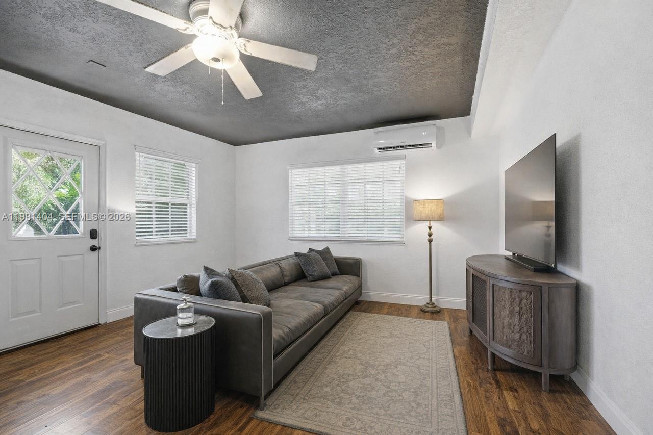 KENDAL PINES - Residential