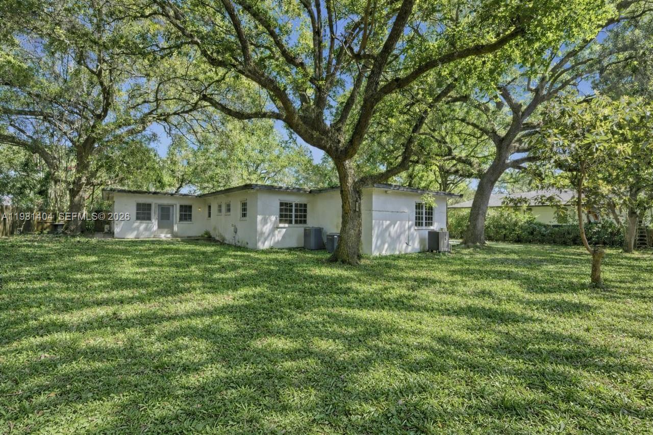 KENDAL PINES - Residential