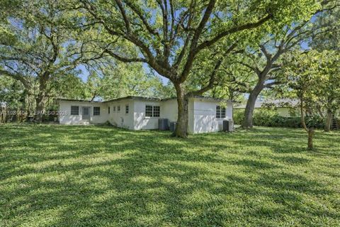 7870 SW 98th St Miami FL 33156