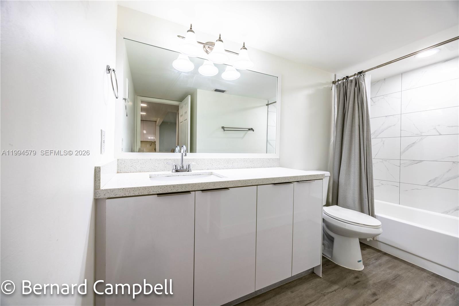 SUNRISE LAKES 185 CONDO - Residential