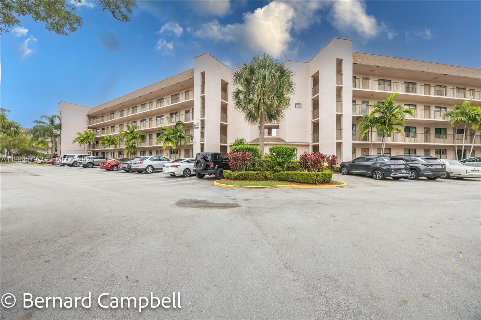 SUNRISE LAKES 185 CONDO - Residential