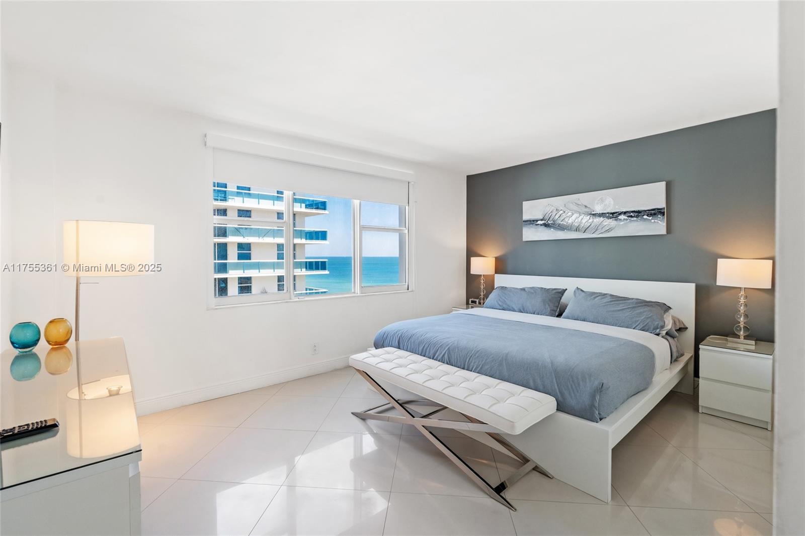 CARLISLE ON THE OCEAN CON - Residential