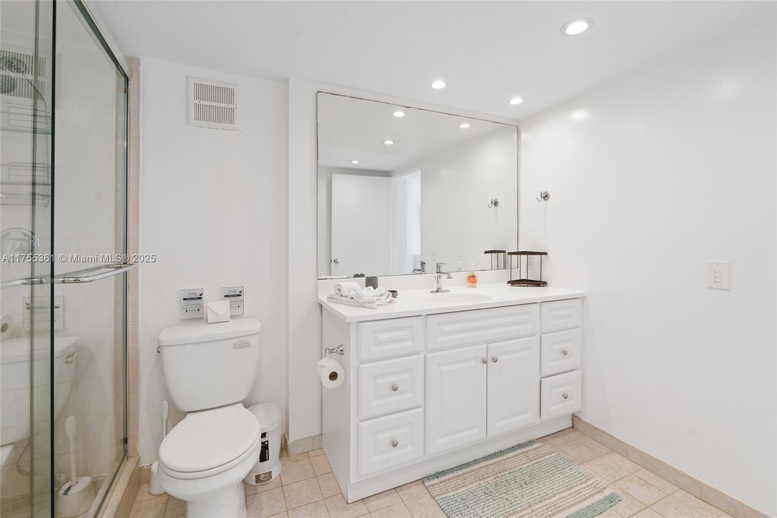 CARLISLE ON THE OCEAN CON - Residential