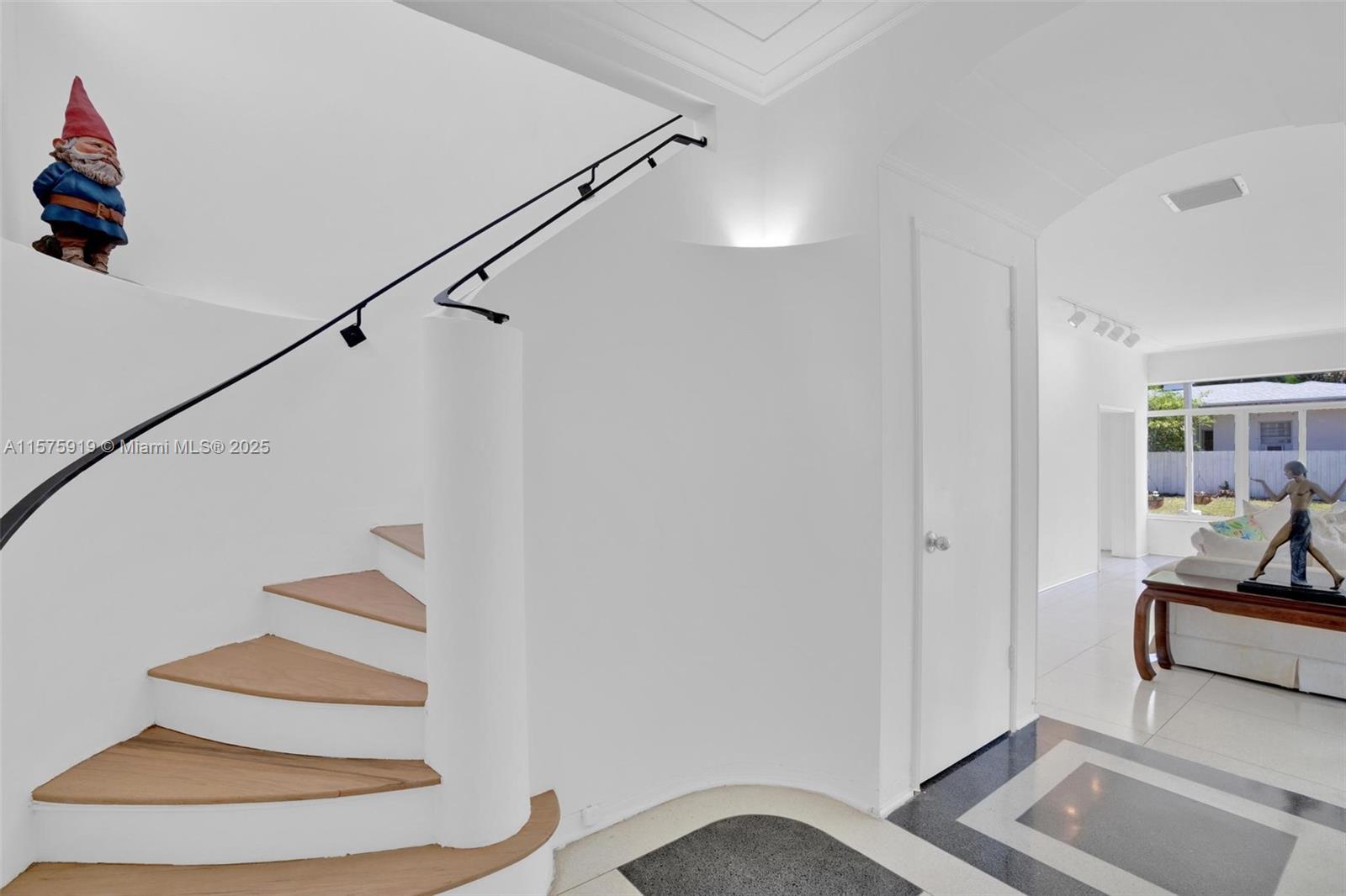 BEACH VIEW ADDN - Residential