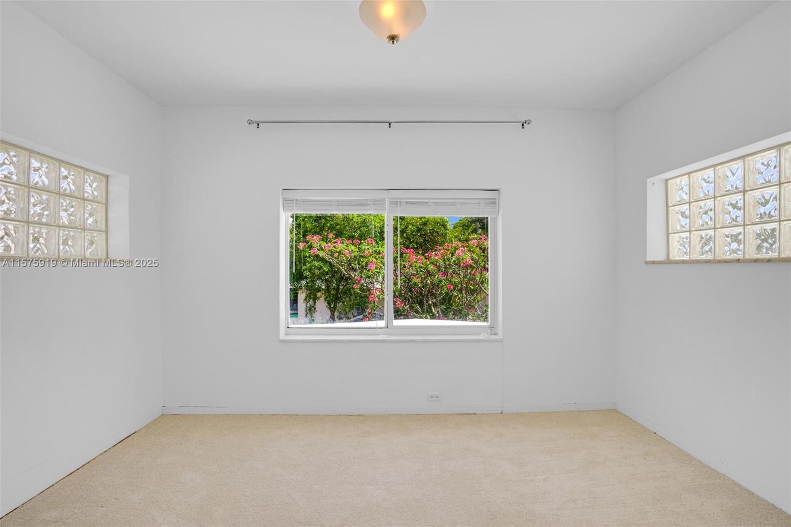 BEACH VIEW ADDN - Residential