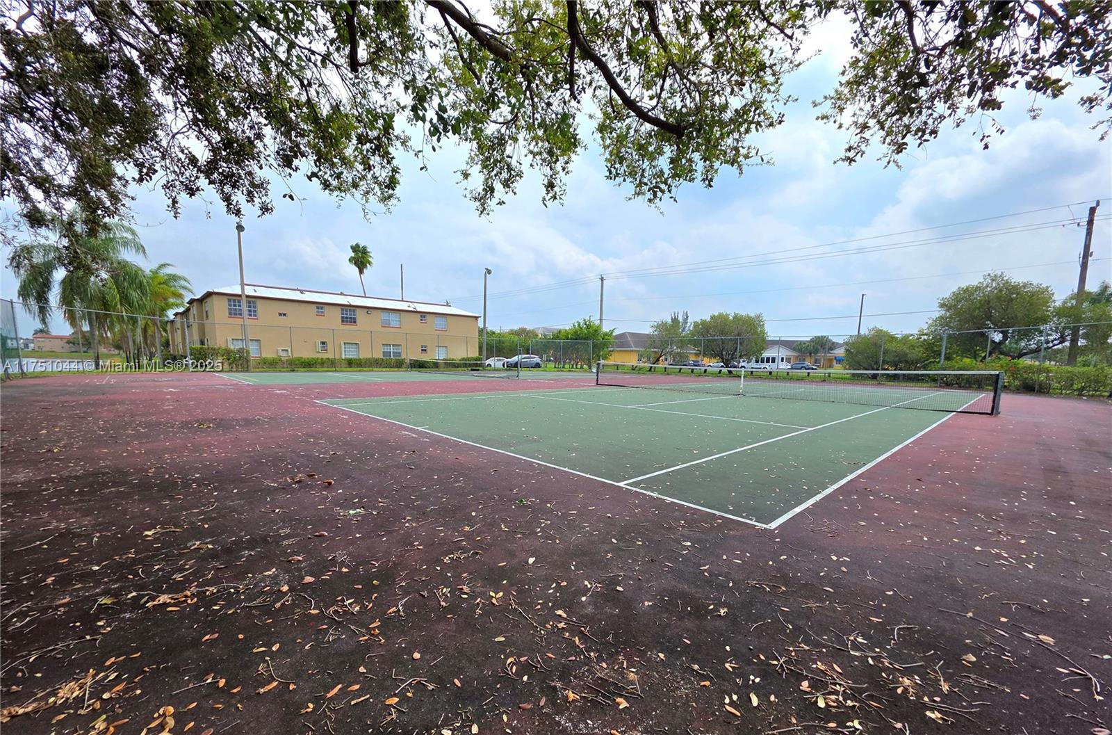 WINDMILL LAKES III CONDO - Residential