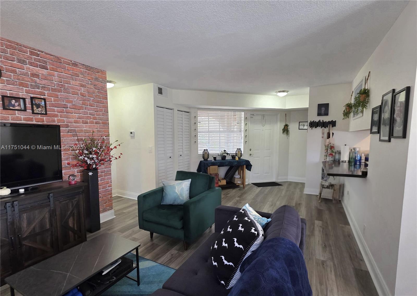 WINDMILL LAKES III CONDO - Residential