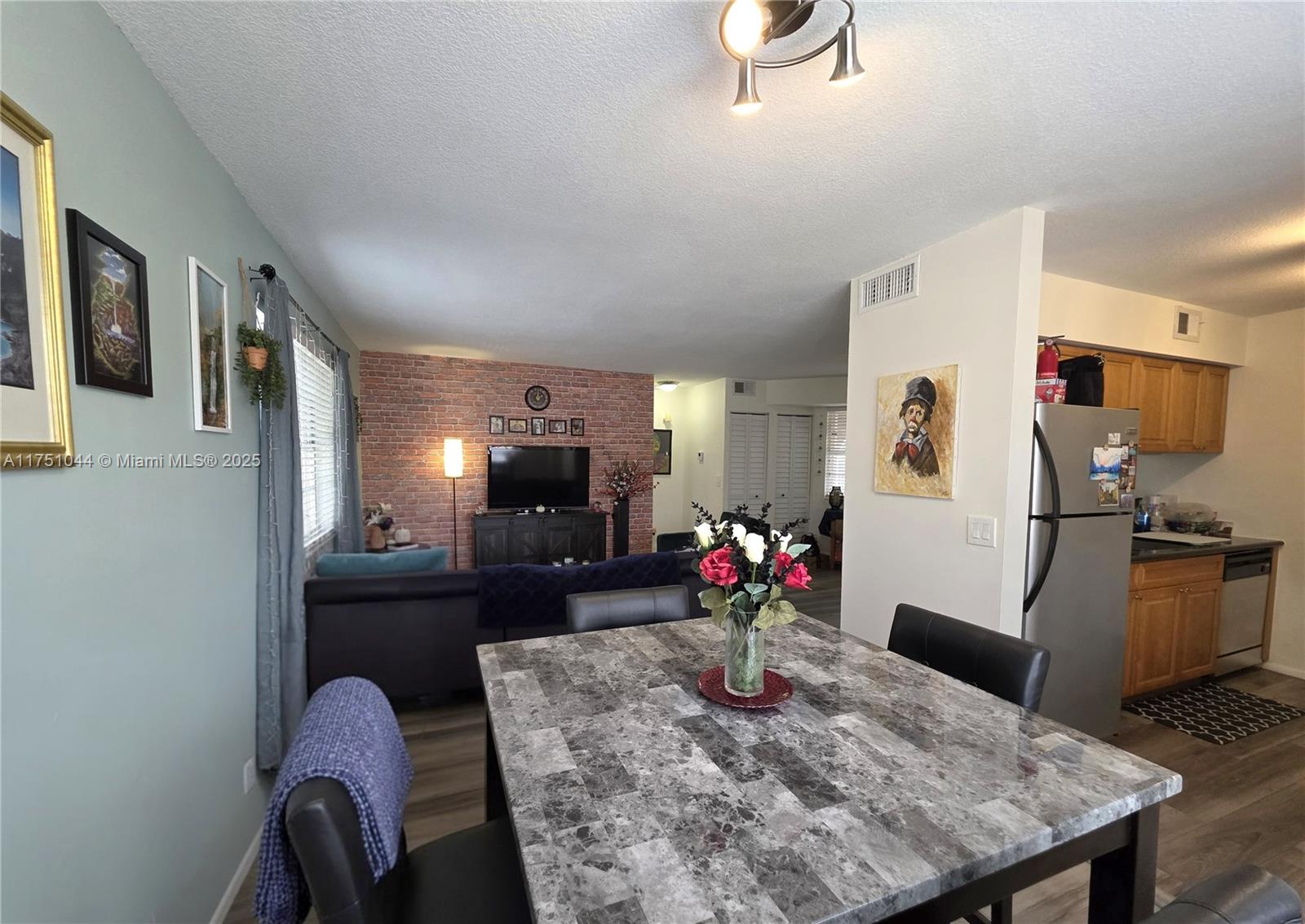 WINDMILL LAKES III CONDO - Residential