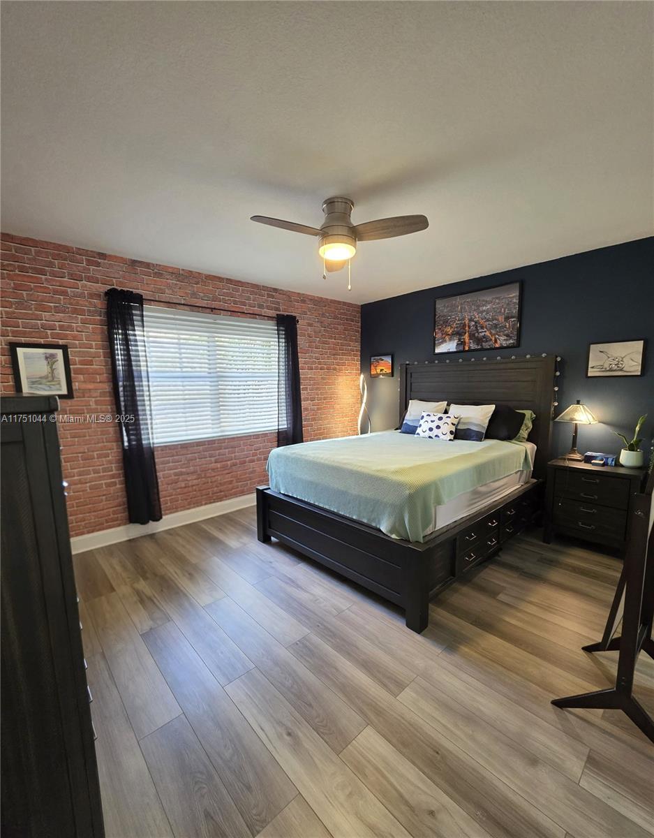 WINDMILL LAKES III CONDO - Residential