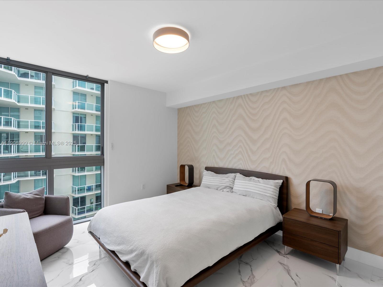 PARQUE TOWERS CONDO - Residential Lease