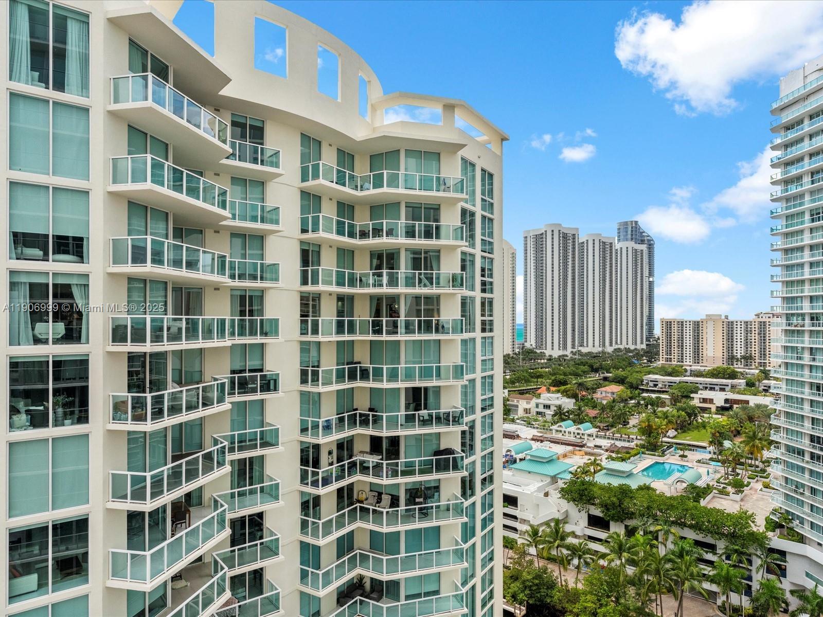 PARQUE TOWERS CONDO - Residential Lease