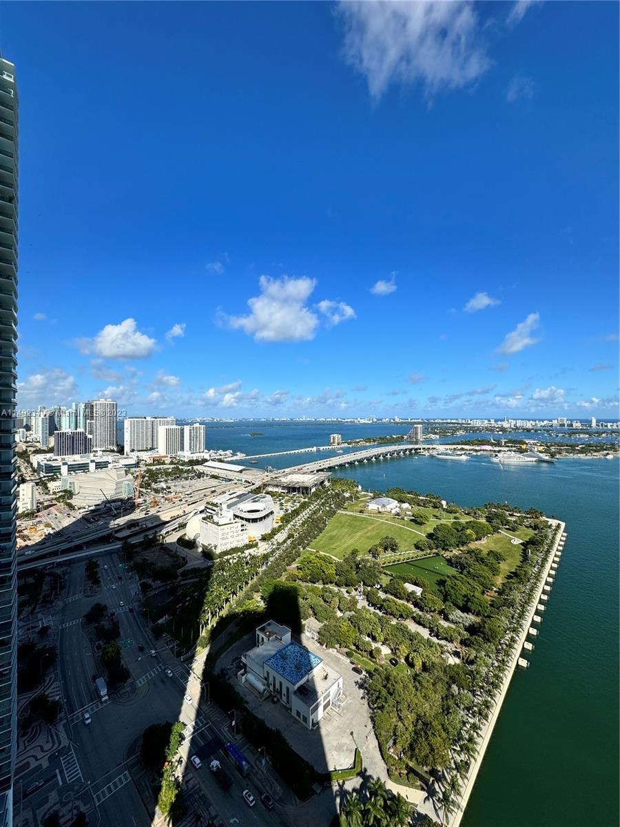 MARINABLUE CONDO - Residential Lease