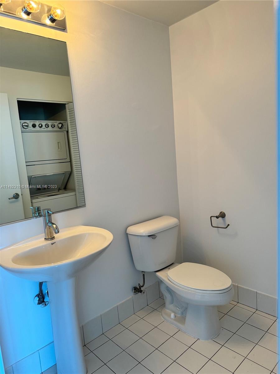 MARINABLUE CONDO - Residential Lease