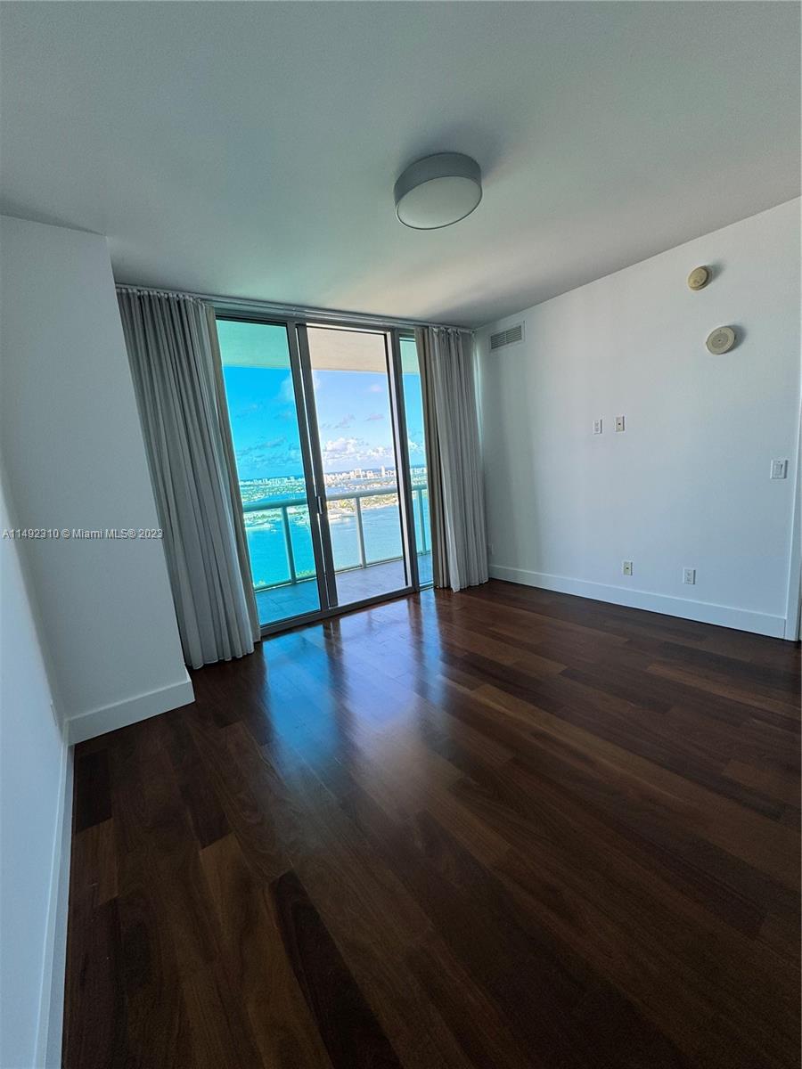 MARINABLUE CONDO - Residential Lease