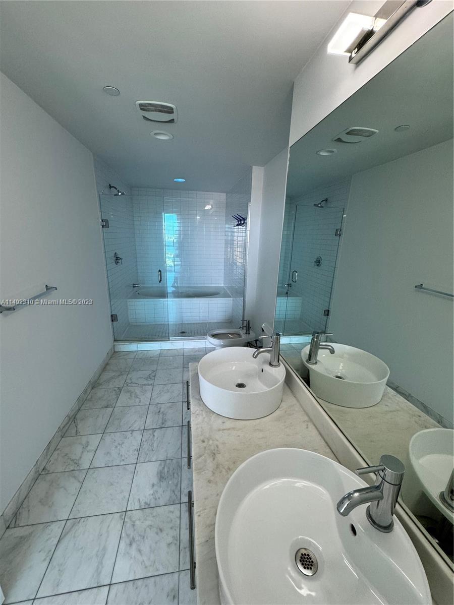 MARINABLUE CONDO - Residential Lease