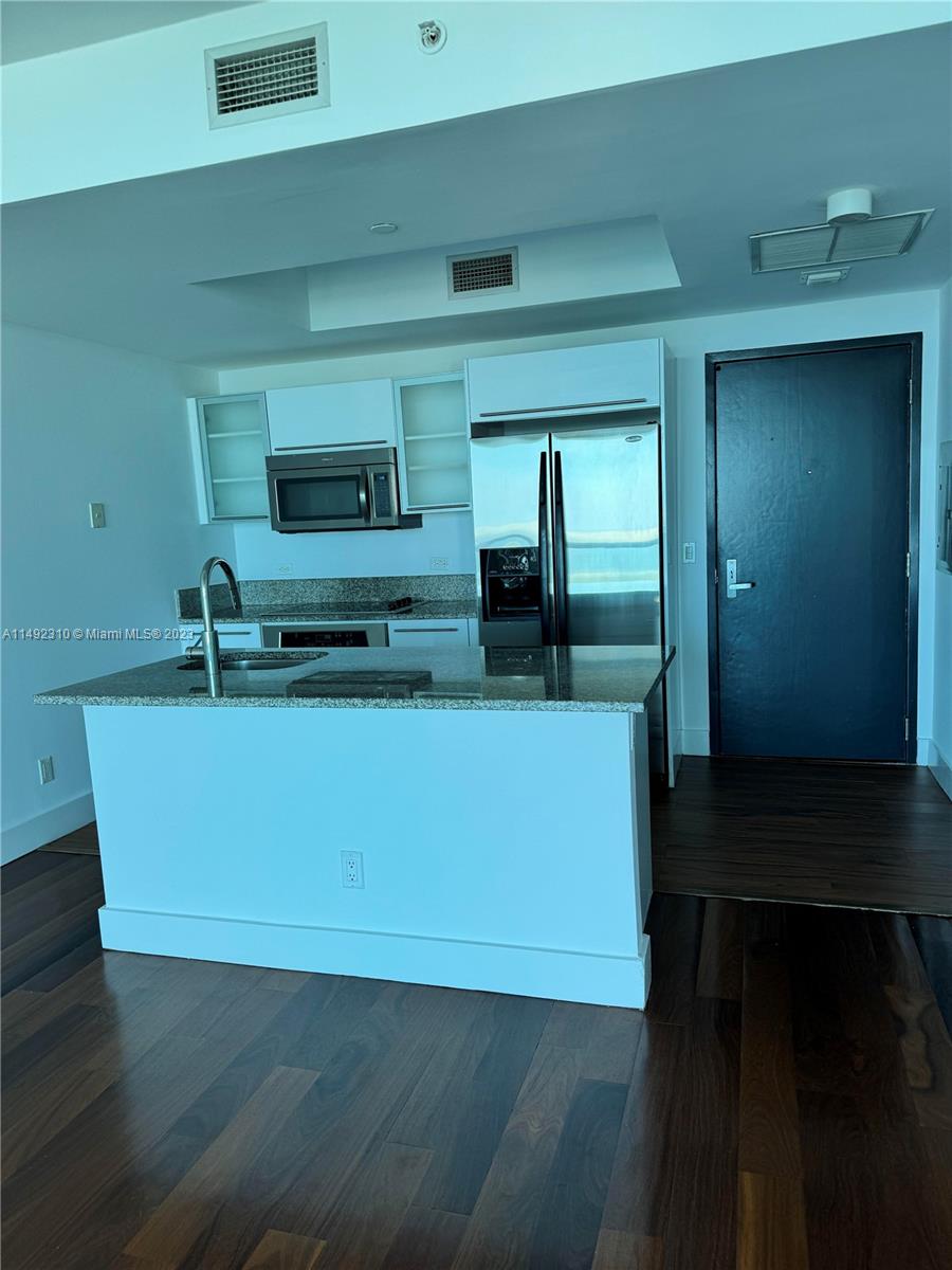 MARINABLUE CONDO - Residential Lease