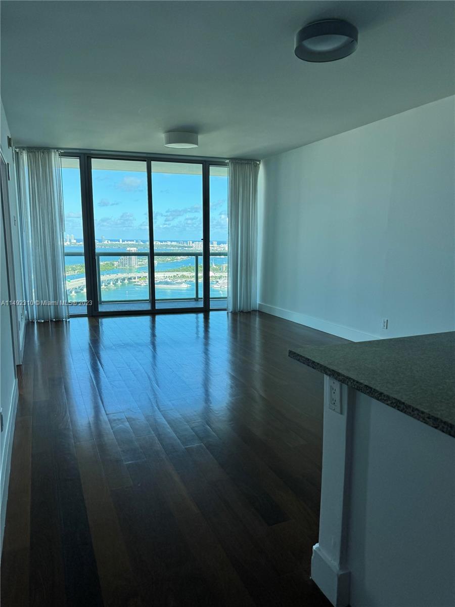 MARINABLUE CONDO - Residential Lease