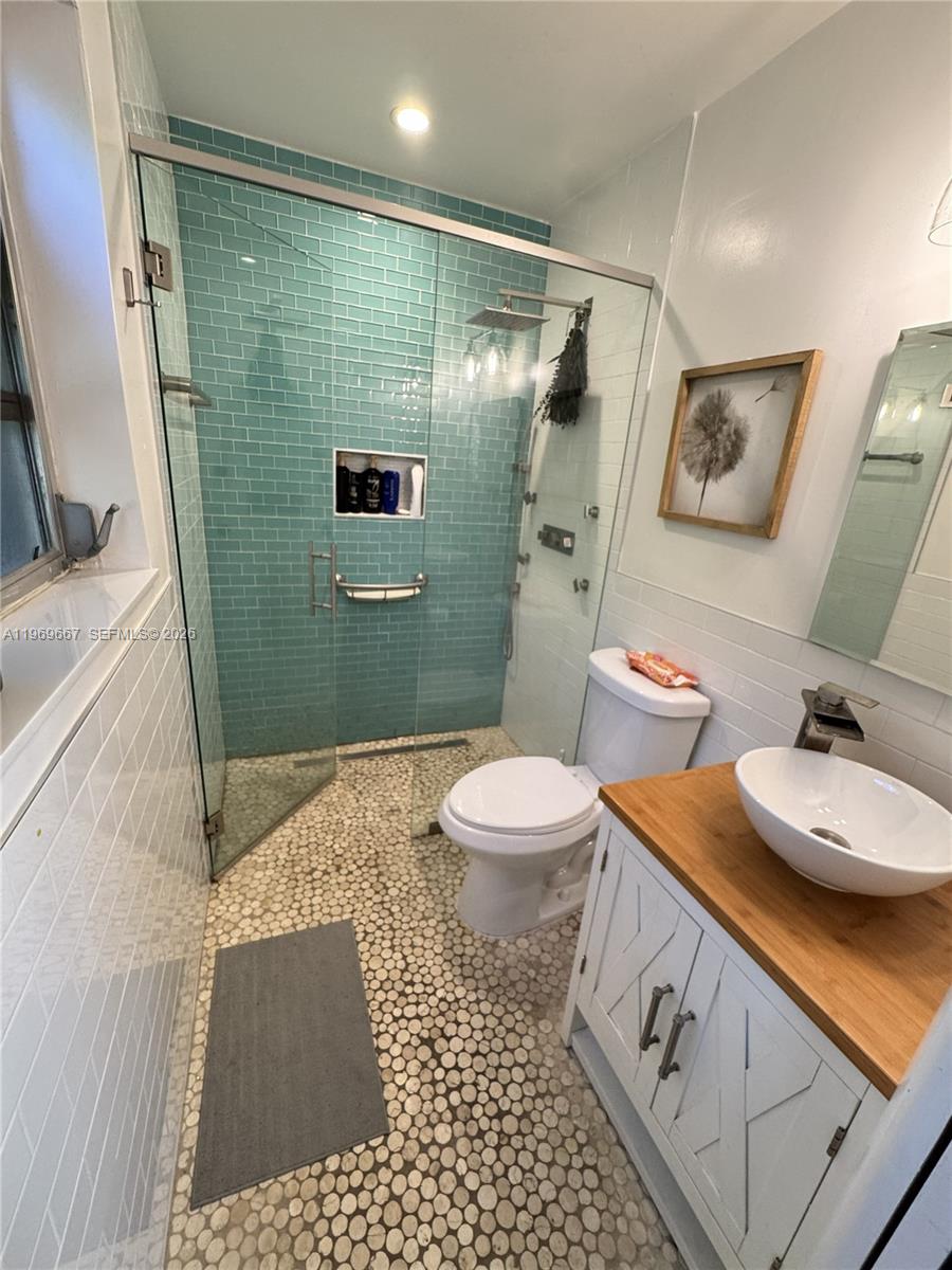 TROPICO ESTATES - Residential