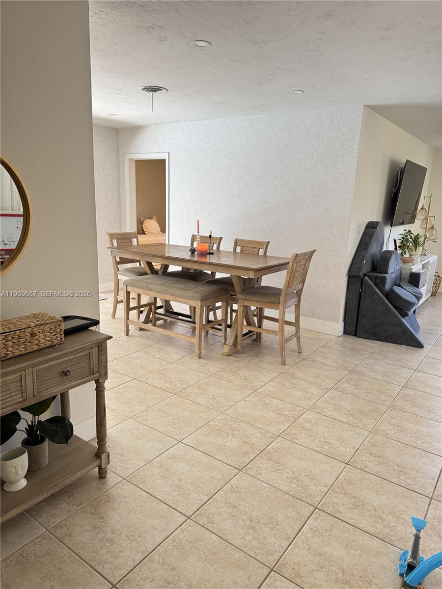 TROPICO ESTATES - Residential