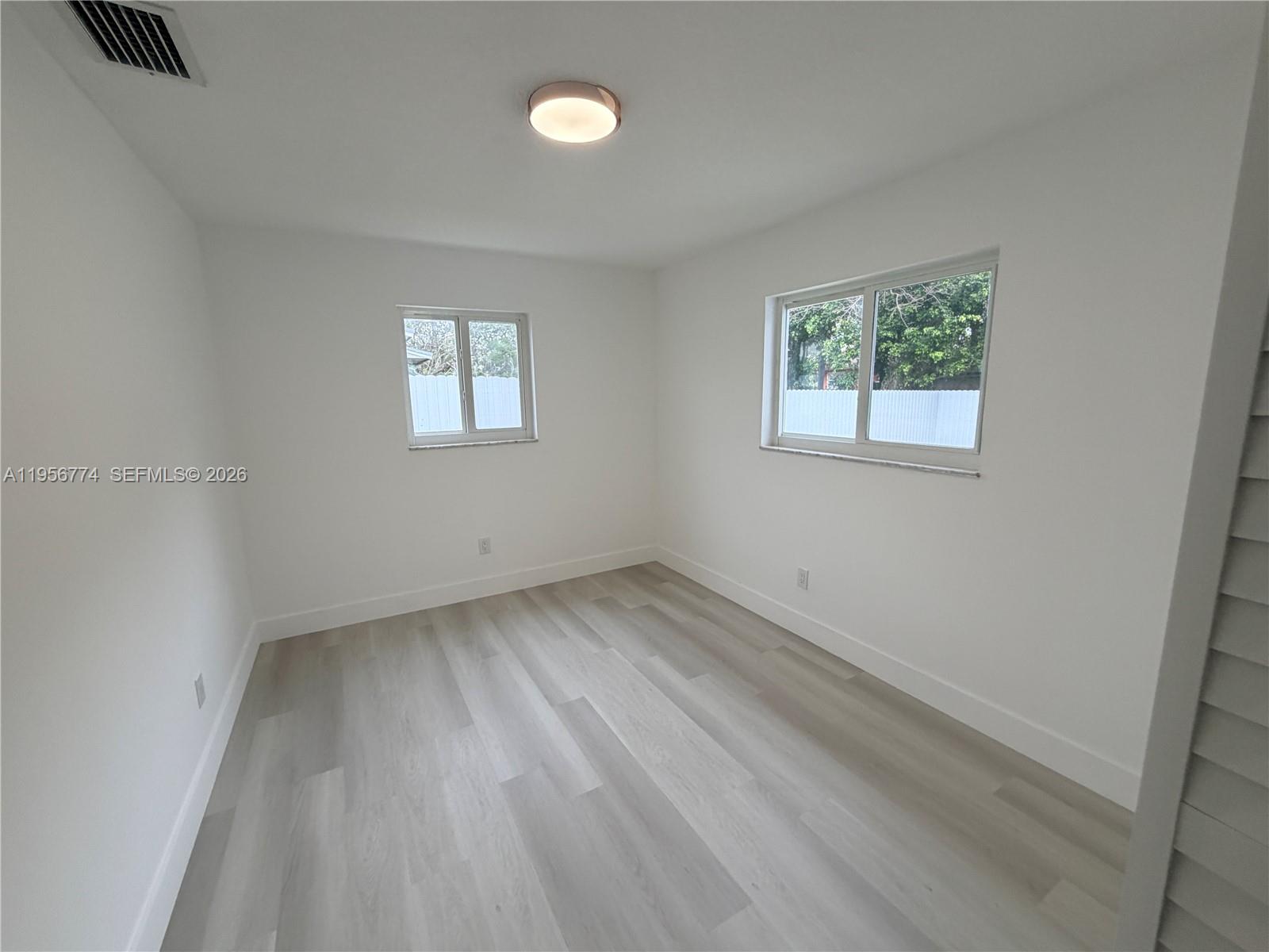 KINGSWOOD MANOR - Residential