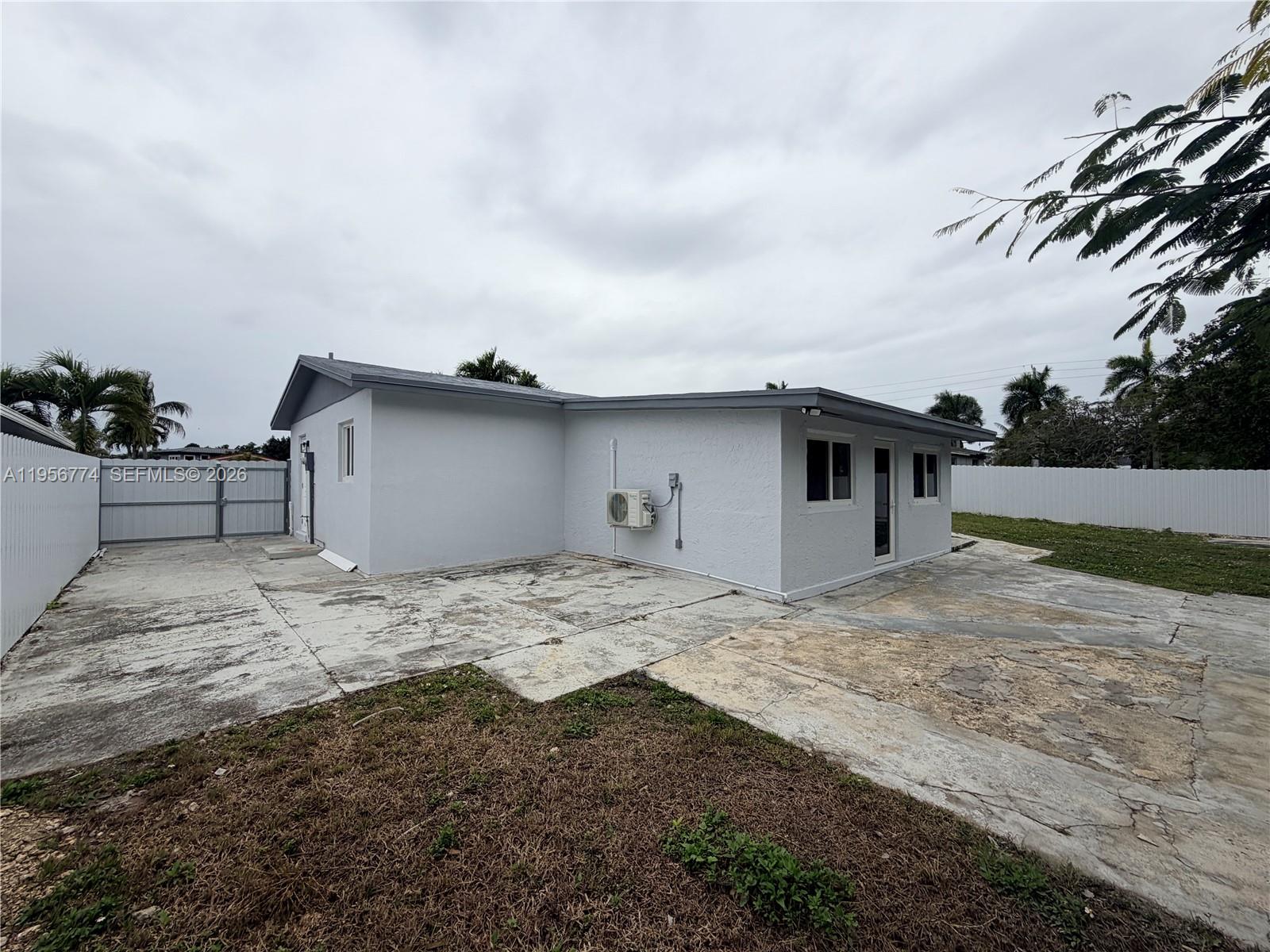 KINGSWOOD MANOR - Residential