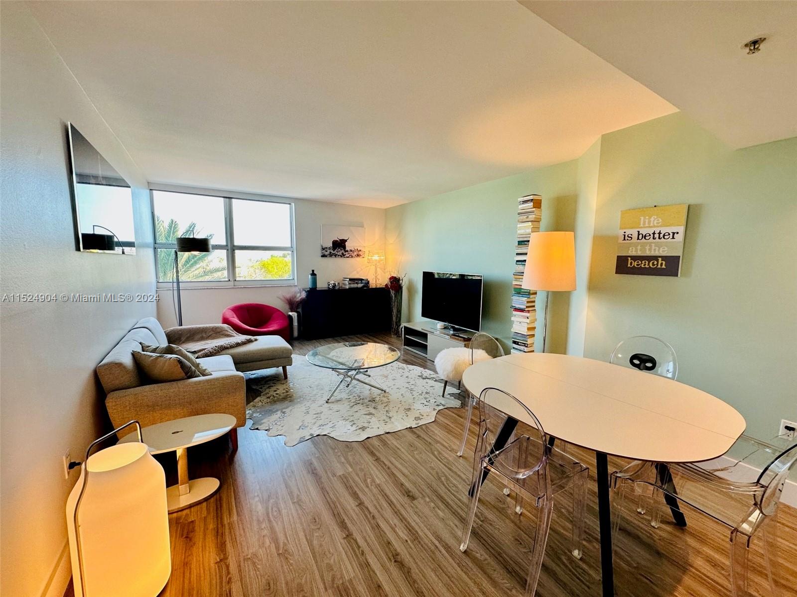 THE FLORIDIAN CONDO - Residential Lease