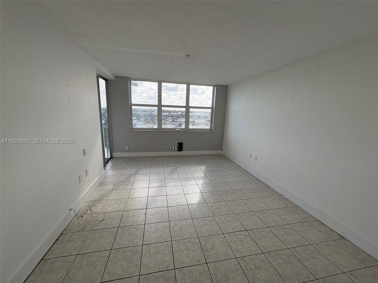 JADE WINDS GROUP-DAISY GA - Residential