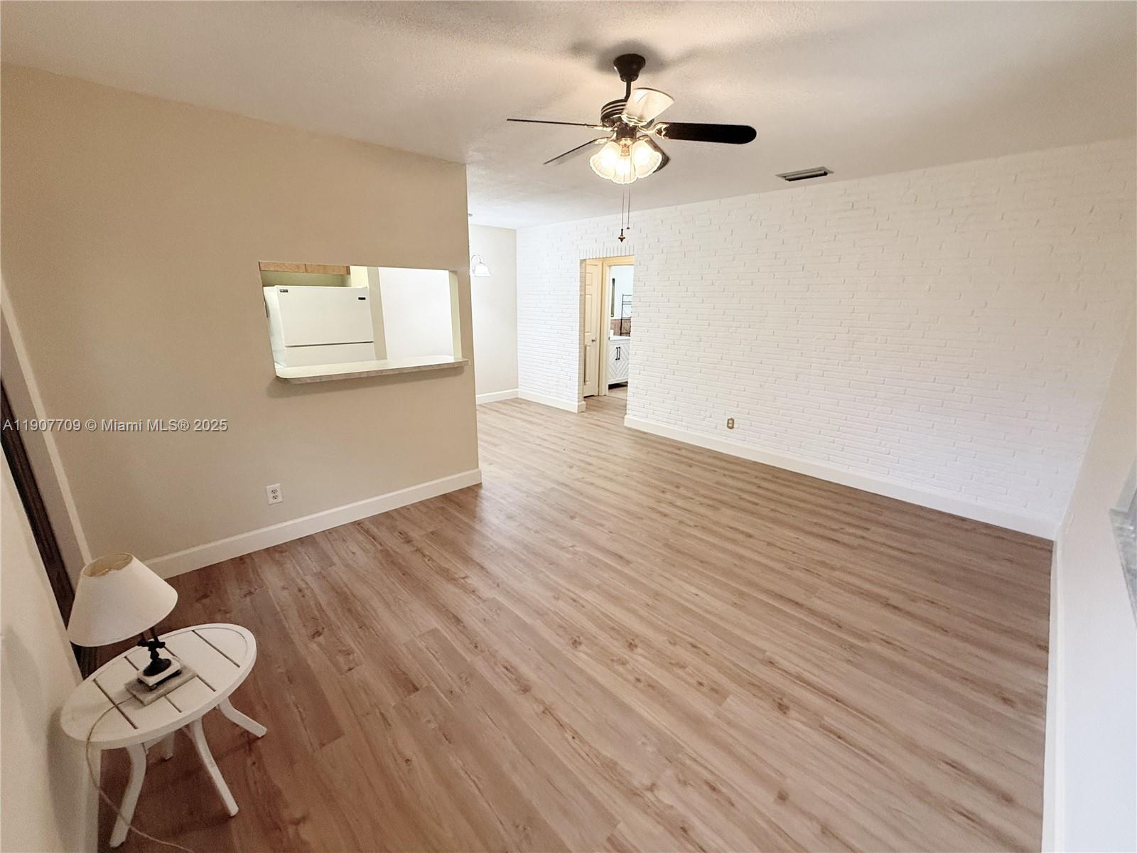 HALLANDALE PARK NO 5 - Residential Lease