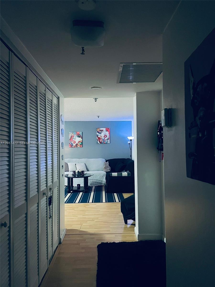 CEDAR GLENN CONDO - Residential