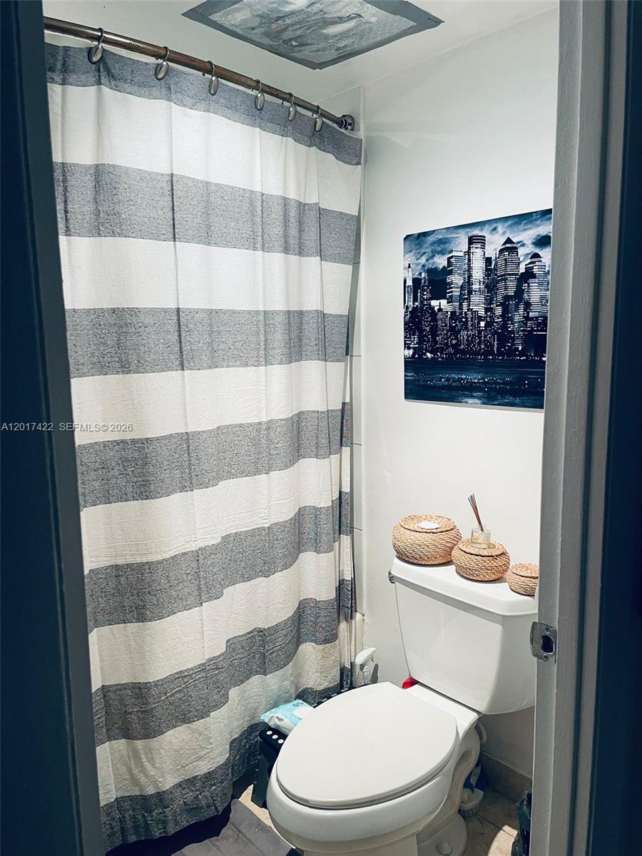 CEDAR GLENN CONDO - Residential