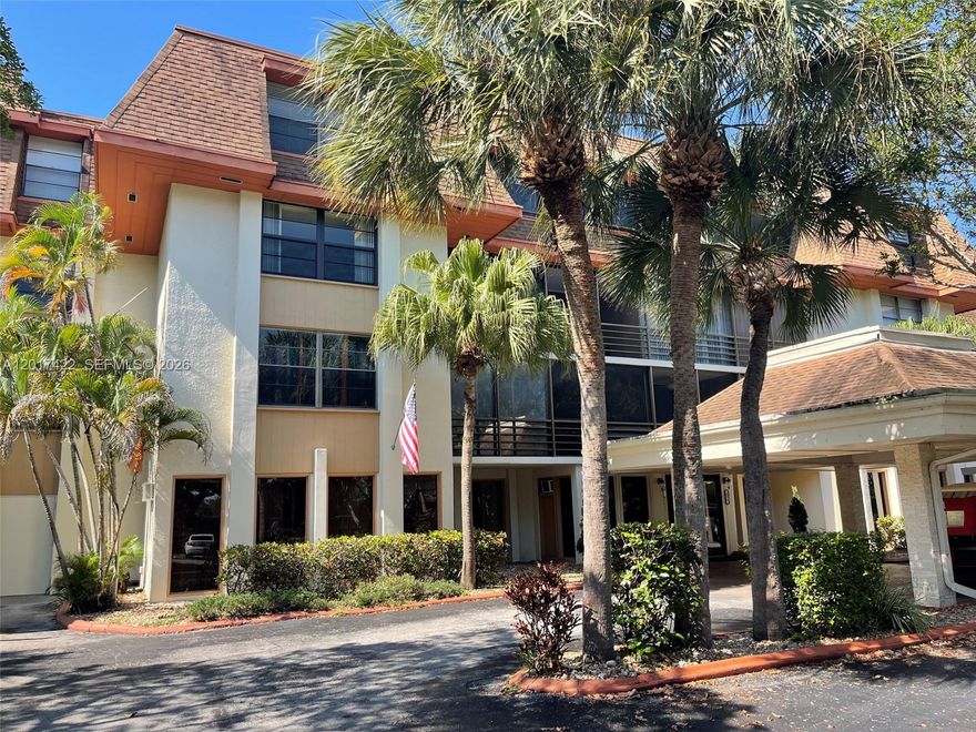 Furnished and very spacious unit with large balcony. Assigned parking. Great location! This home offers easy access to the I-95, Aventura, and the beach. Very low maintenance fee.