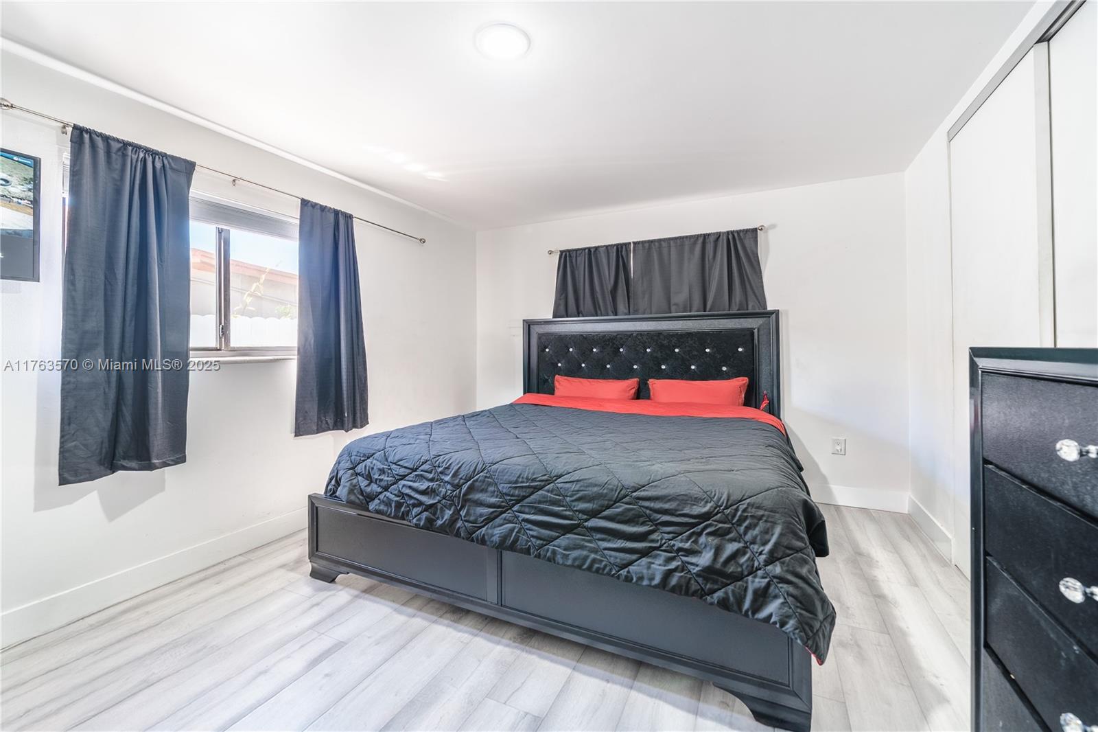 DRIFTWOOD ESTATES NO 3 - Residential